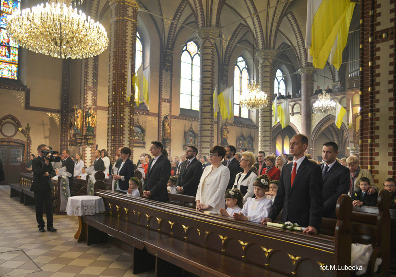 Parafia Piotra I Pawła Brzozowice Wczesna Komunia Święta - Parafia św. Pawła i Piotra w Brzozowicach